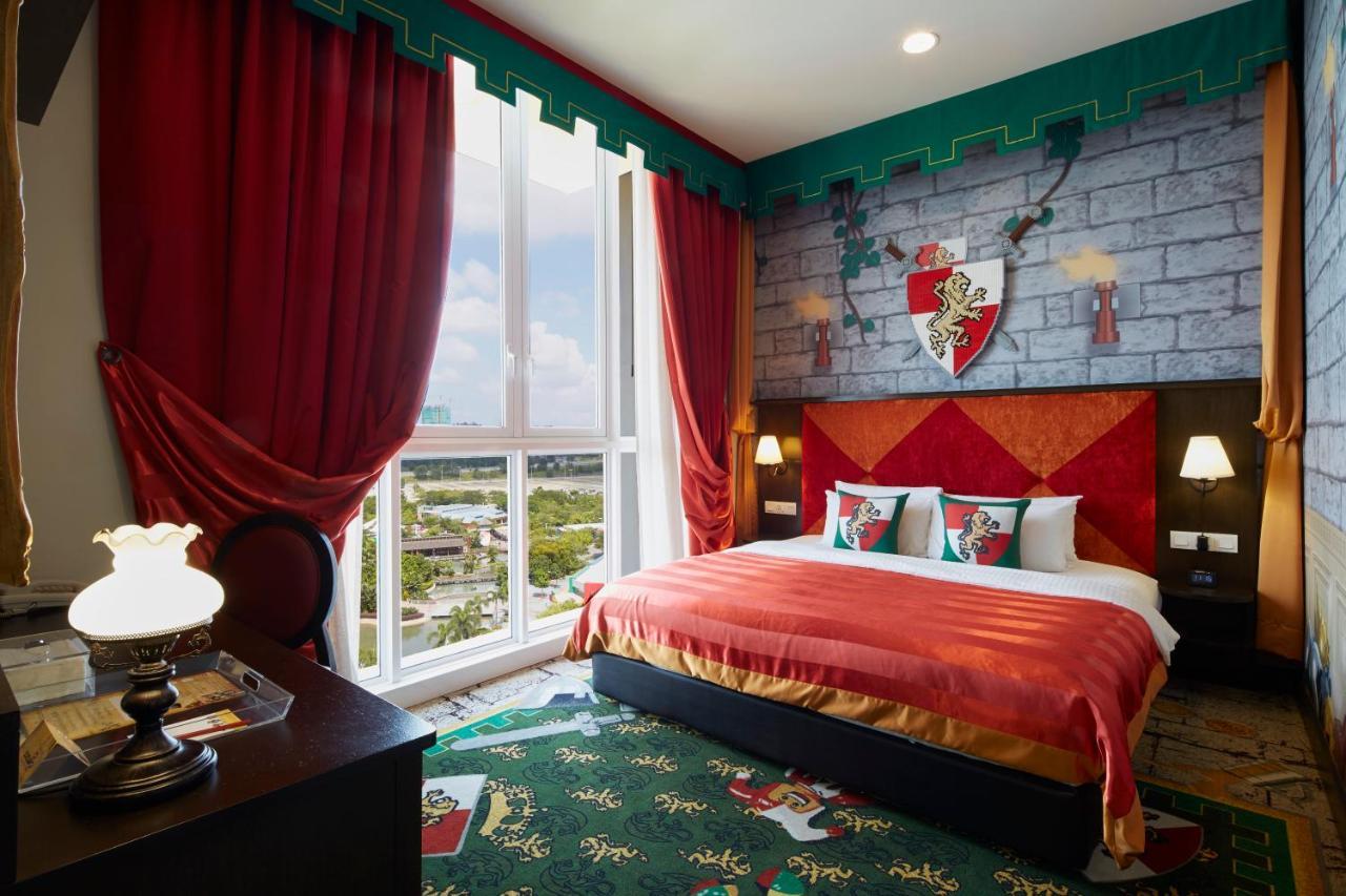 נוסג'יה Legoland Malaysia Hotel מראה חיצוני תמונה A Lego themed hotel room at Legoland Malaysia Resort