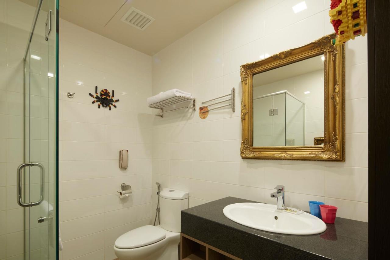 נוסג'יה Legoland Malaysia Hotel מראה חיצוני תמונה A bathroom in a hotel