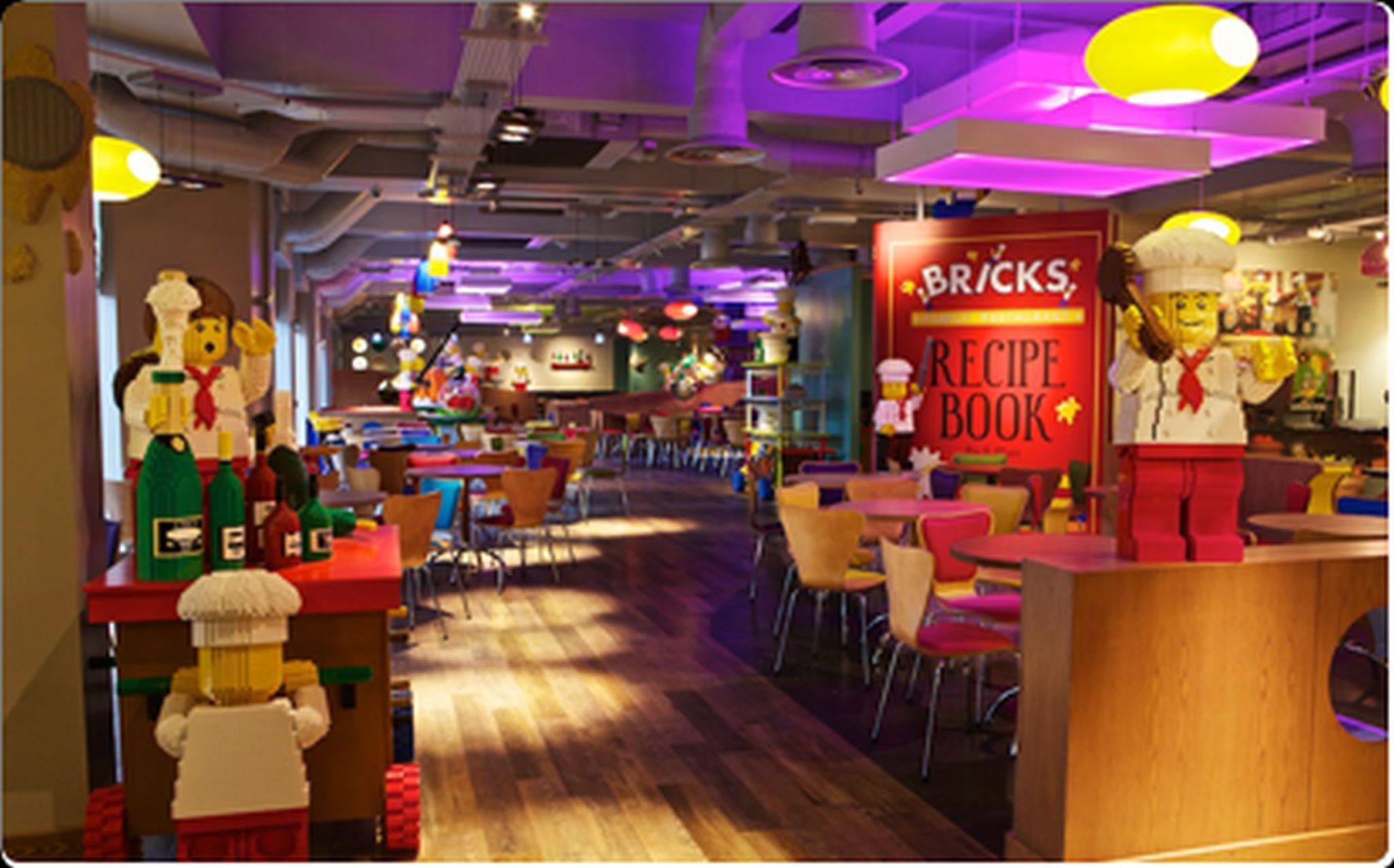 נוסג'יה Legoland Malaysia Hotel מראה חיצוני תמונה The interior of a typical Legoland Cafe